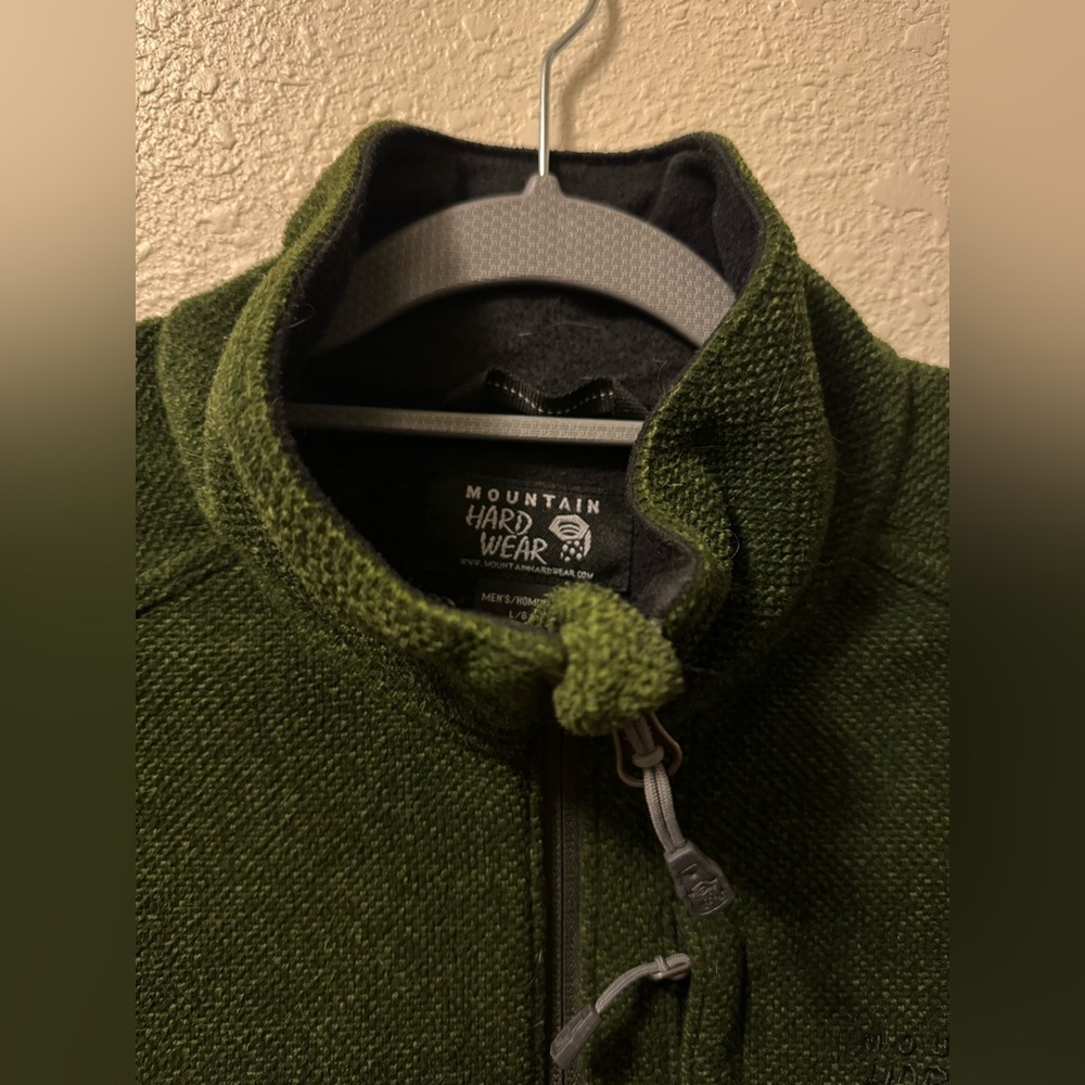 Vintage Mountain Hardwear Men's Green Zip up
